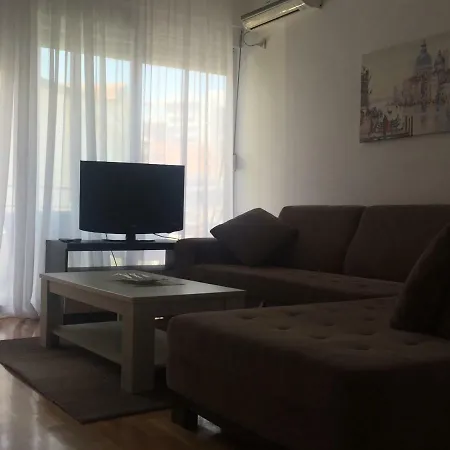 Apartman & Sea *